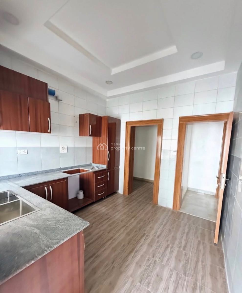 Spacious Serviced 3bedroom Apartment, Jahi, Abuja, Flat / Apartment for Rent