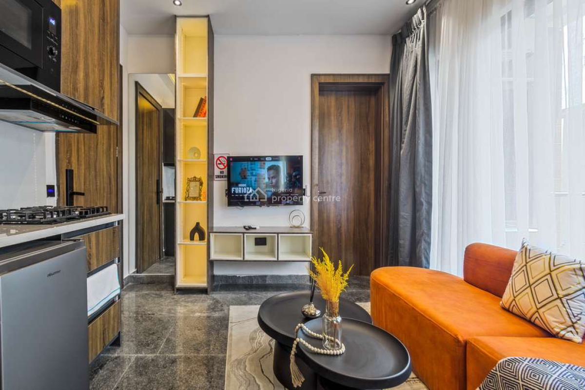 Lovely One Bedroom Smart Home with Inbuilt Speaker,massive Balcony,gam, Off Admiralty Way, Lekki Phase 1, Lekki, Lagos, Flat / Apartment Short Let