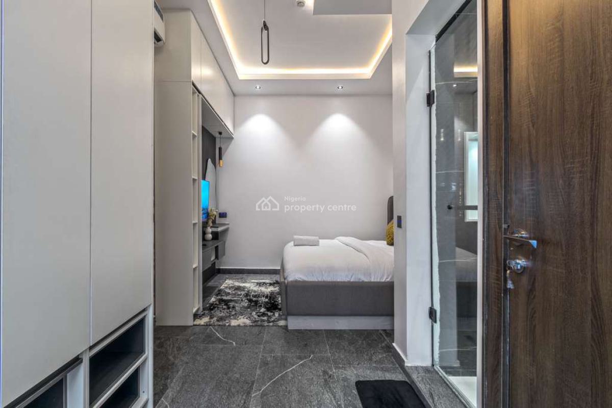 Lovely One Bedroom Smart Home with Inbuilt Speaker,massive Balcony,gam, Off Admiralty Way, Lekki Phase 1, Lekki, Lagos, Flat / Apartment Short Let