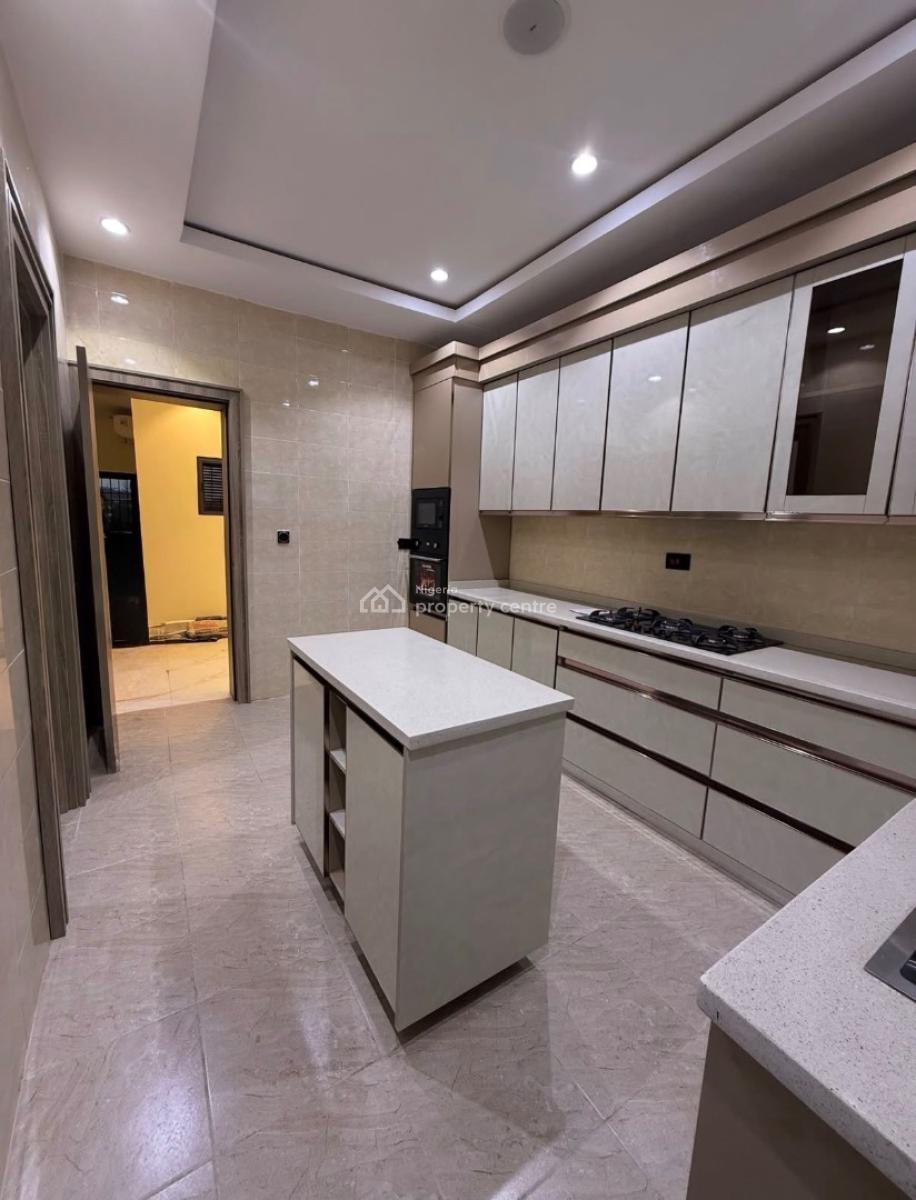 Standard 3bedroom Apartment, Maitama District, Abuja, Flat / Apartment for Rent