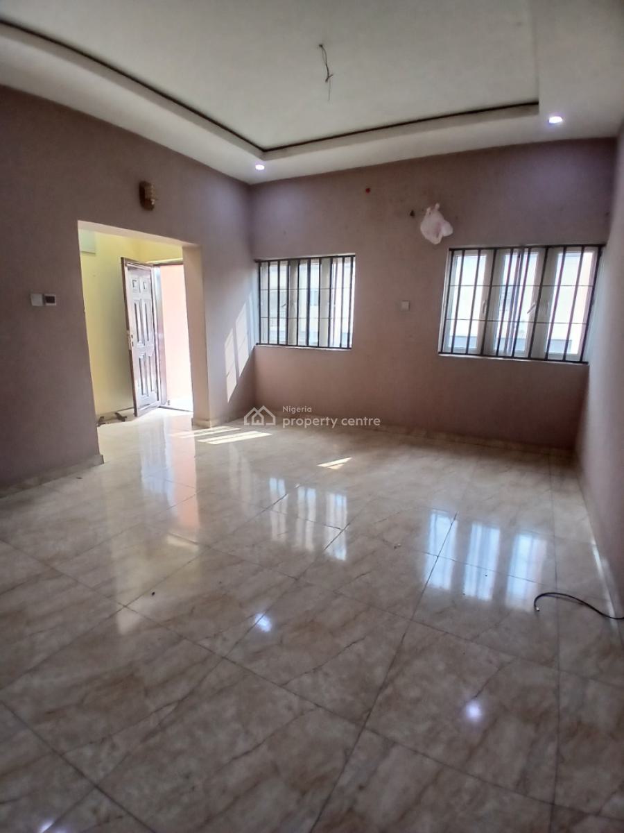 2 Bedrooms on First Floor, Gaduwa, Abuja, Flat / Apartment for Rent