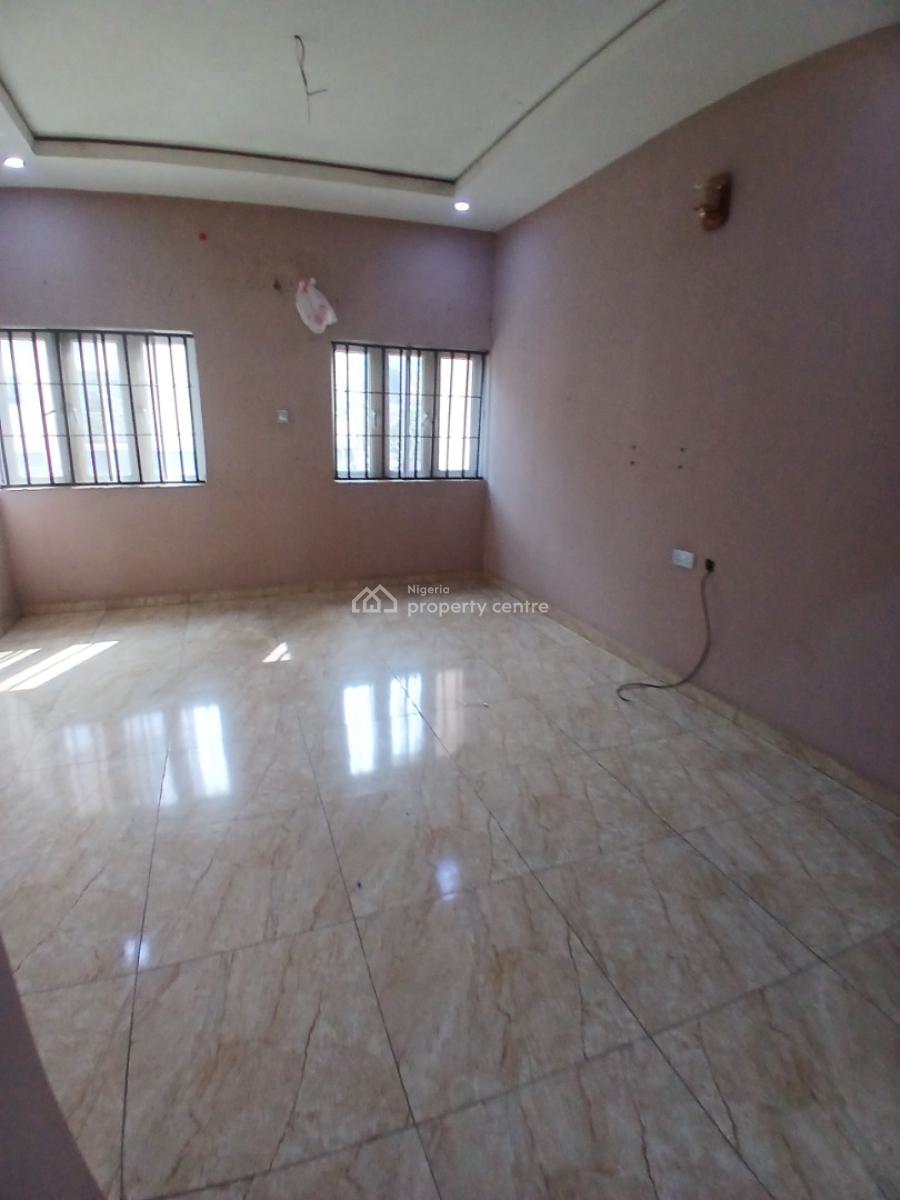 2 Bedrooms on First Floor, Gaduwa, Abuja, Flat / Apartment for Rent