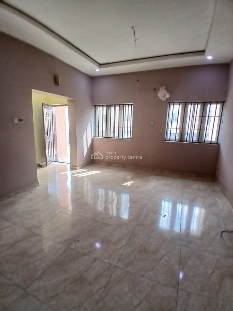 2 Bedrooms on First Floor, Gaduwa, Abuja, Flat / Apartment for Rent