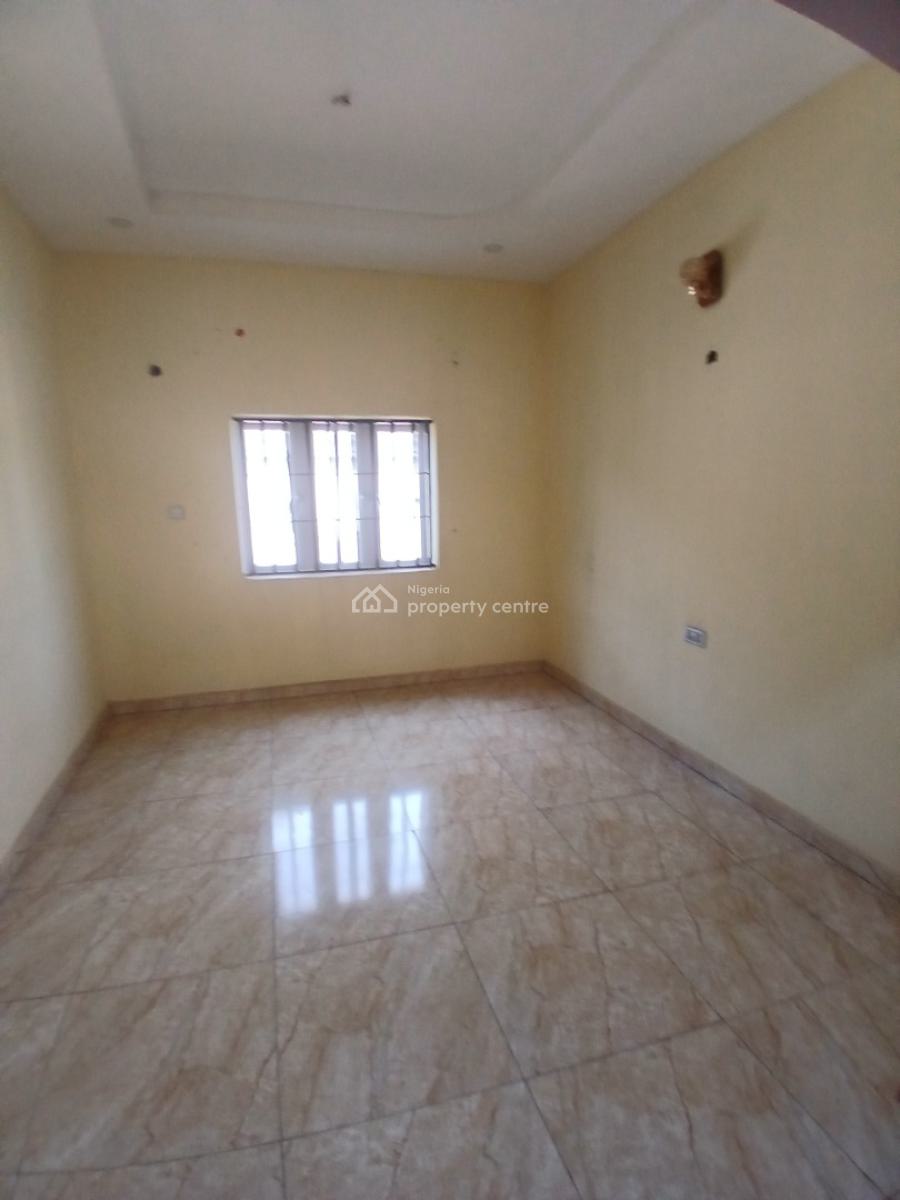 2 Bedrooms on First Floor, Gaduwa, Abuja, Flat / Apartment for Rent