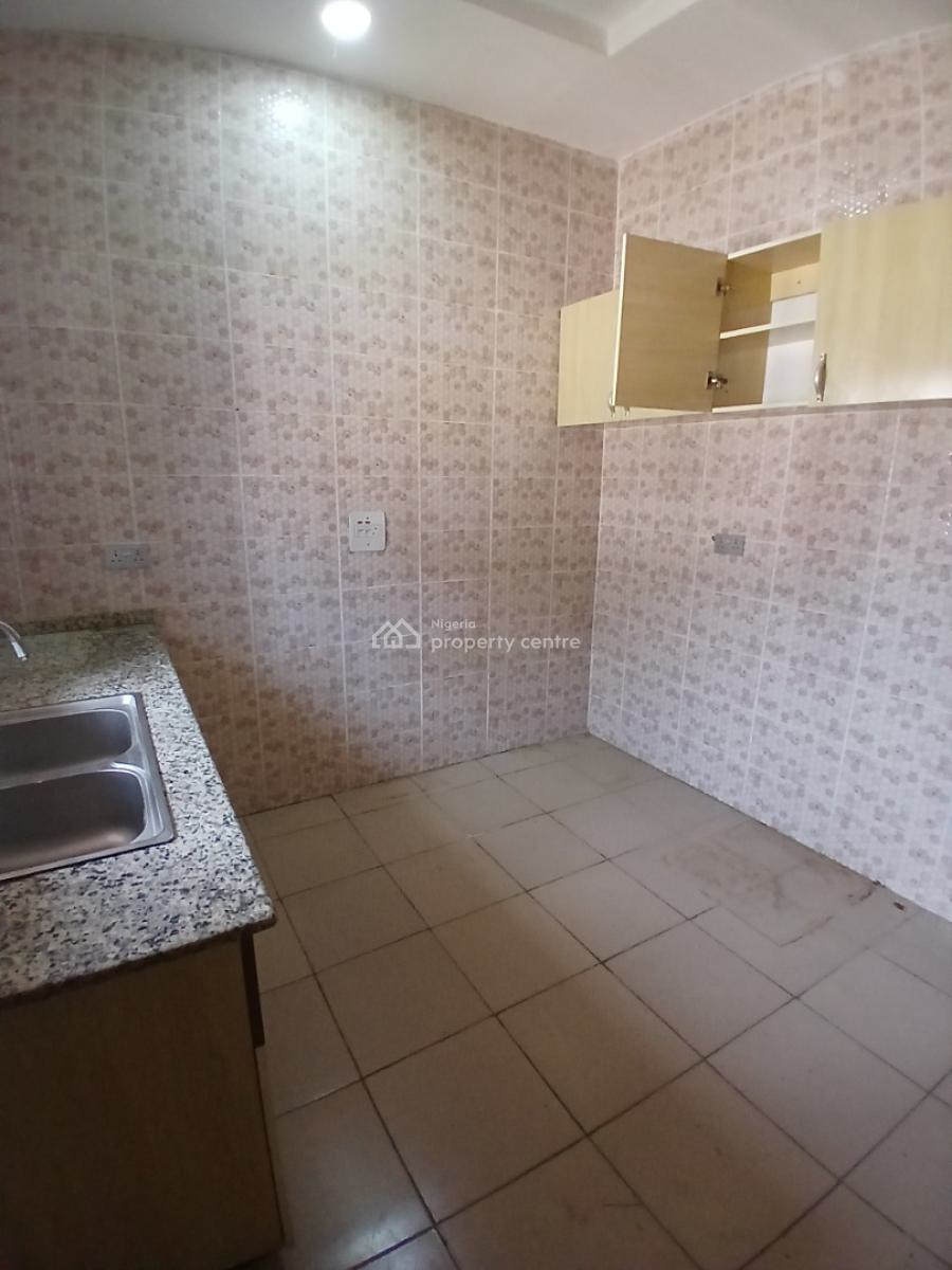2 Bedrooms on First Floor, Gaduwa, Abuja, Flat / Apartment for Rent