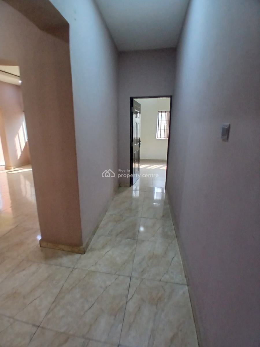 2 Bedrooms on First Floor, Gaduwa, Abuja, Flat / Apartment for Rent