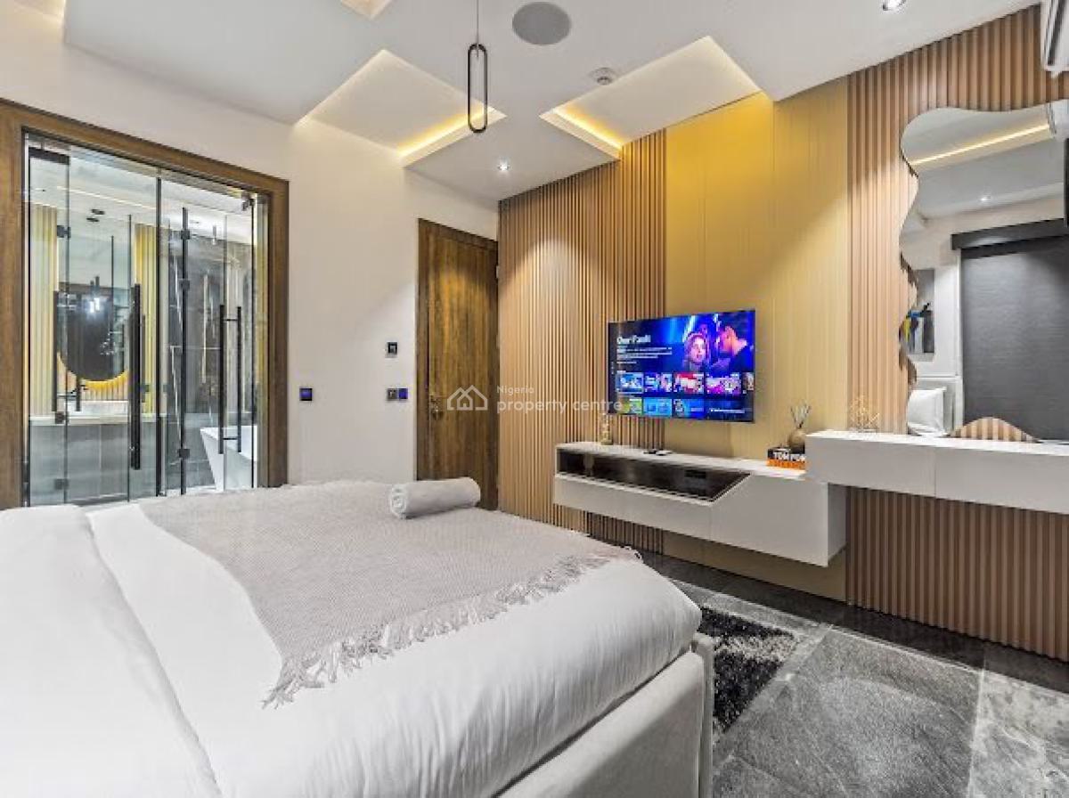 One Bedroom Smart Penthouse with Private Pool,private Lounge,wine Bar, Off Admiralty Way, Lekki Phase 1, Lekki, Lagos, Flat / Apartment Short Let