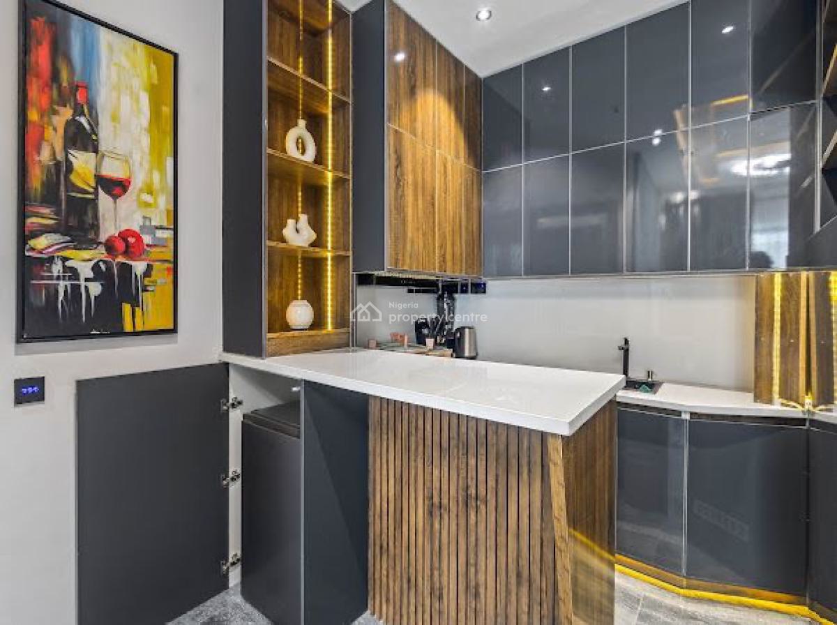 One Bedroom Smart Penthouse with Private Pool,private Lounge,wine Bar, Off Admiralty Way, Lekki Phase 1, Lekki, Lagos, Flat / Apartment Short Let