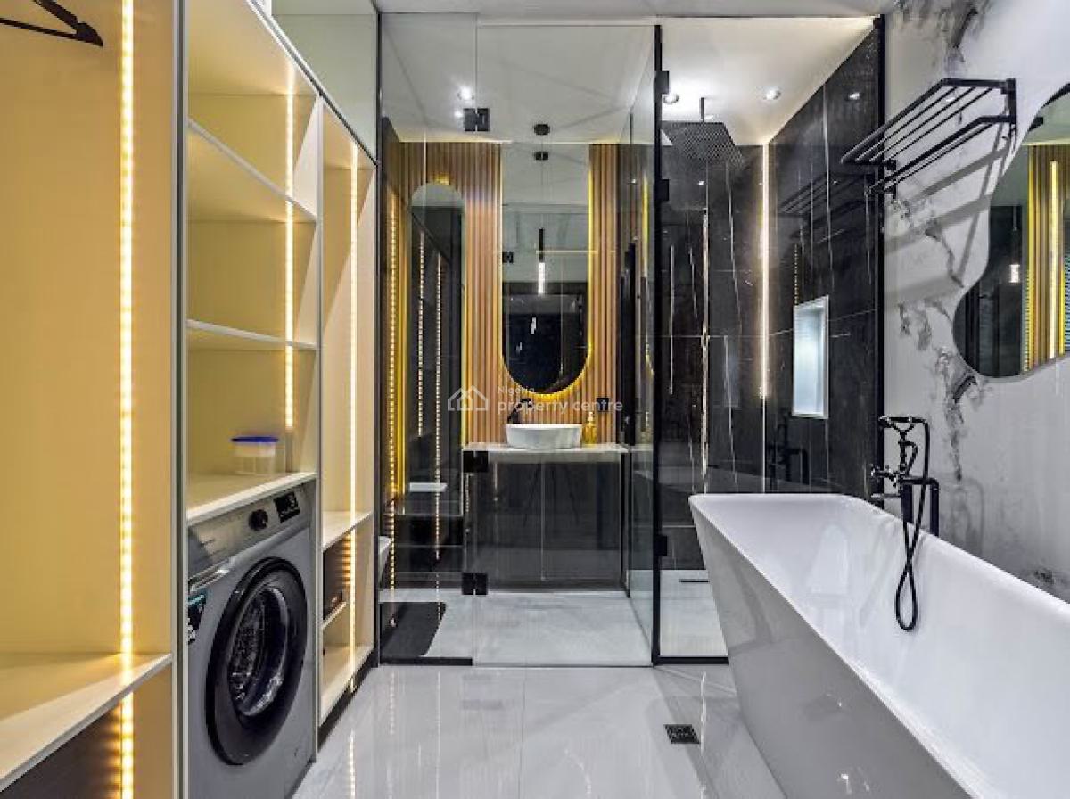 One Bedroom Smart Penthouse with Private Pool,private Lounge,wine Bar, Off Admiralty Way, Lekki Phase 1, Lekki, Lagos, Flat / Apartment Short Let