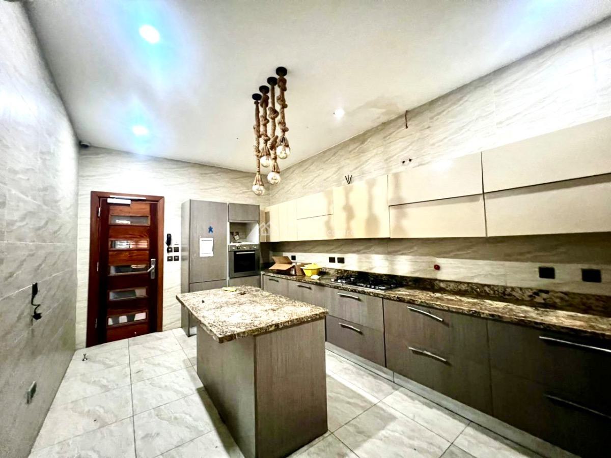 Serviced 3bedrooms Apartment with Bq, Lekki Phase 1, Lekki, Lagos, Flat / Apartment for Rent