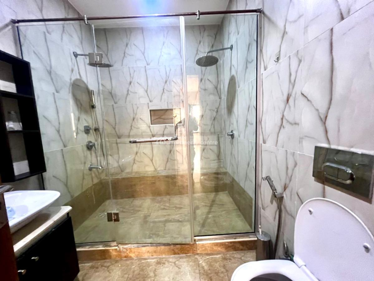 Serviced 3bedrooms Apartment with Bq, Lekki Phase 1, Lekki, Lagos, Flat / Apartment for Rent