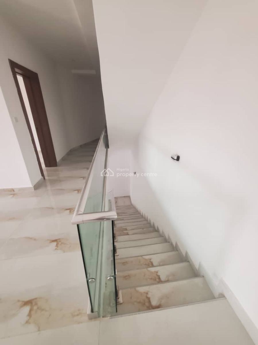 Spacious 5 Bedroom Semi Detached Duplex with Bq, Lekki Phase 1, Lekki, Lagos, Semi-detached Duplex for Sale