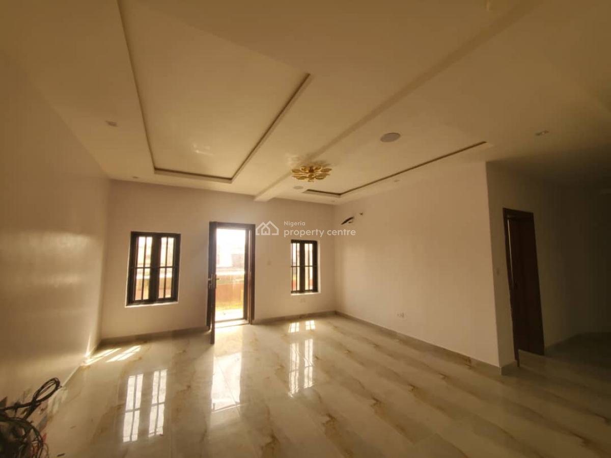 Spacious 5 Bedroom Semi Detached Duplex with Bq, Lekki Phase 1, Lekki, Lagos, Semi-detached Duplex for Sale