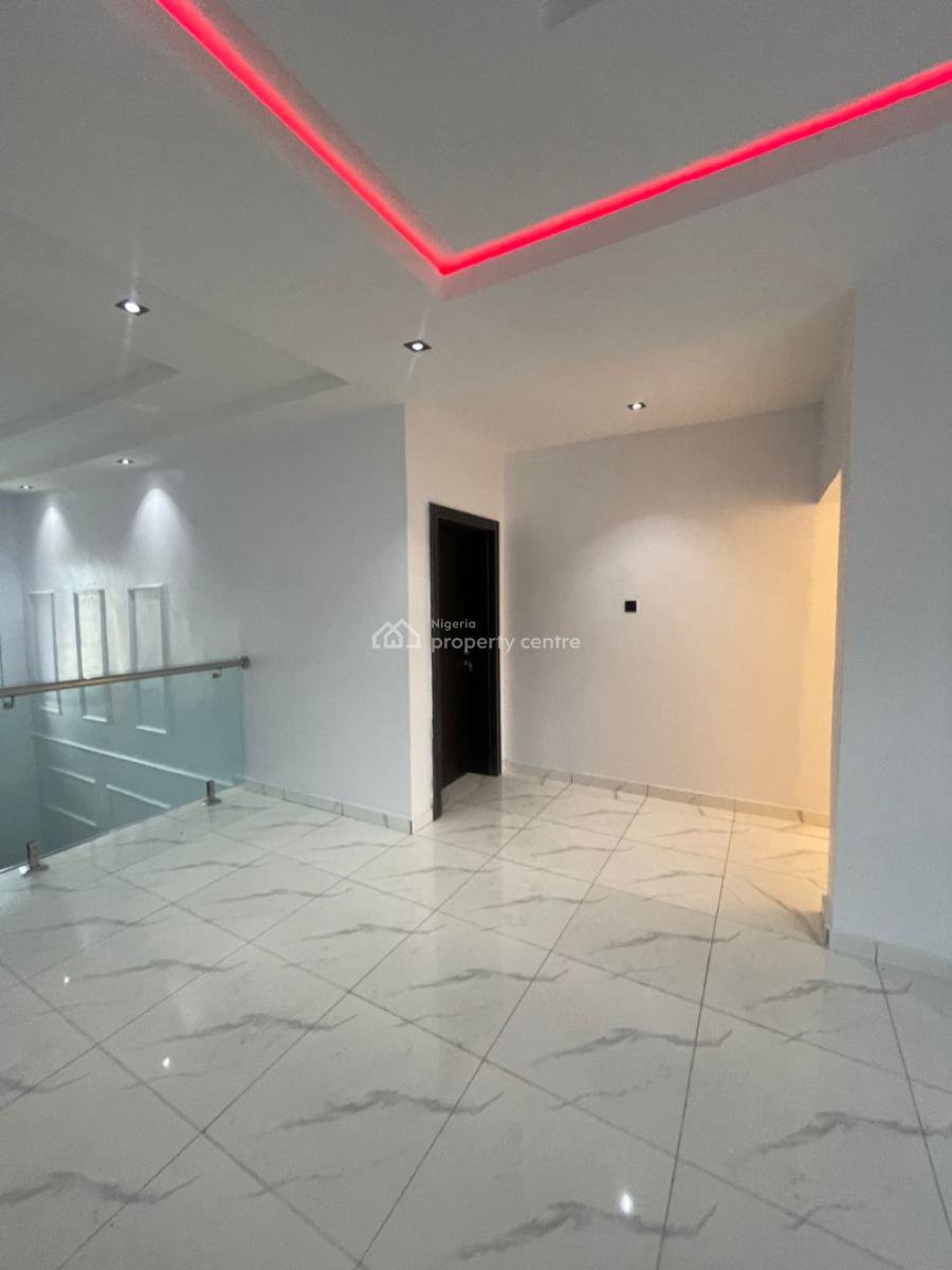 Luxury Smart  4-bedroom Duplex + Bq & Swimming Pool, Carlton Gate Estate, Akobo, Ibadan, Oyo, Detached Duplex for Sale