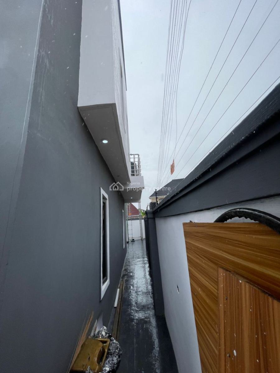 Nicely Located Luxury 5-bedroom Detached Duplex + Boys Quarter, Brown Gate Estate, Oluyole, Oyo, Detached Duplex for Sale