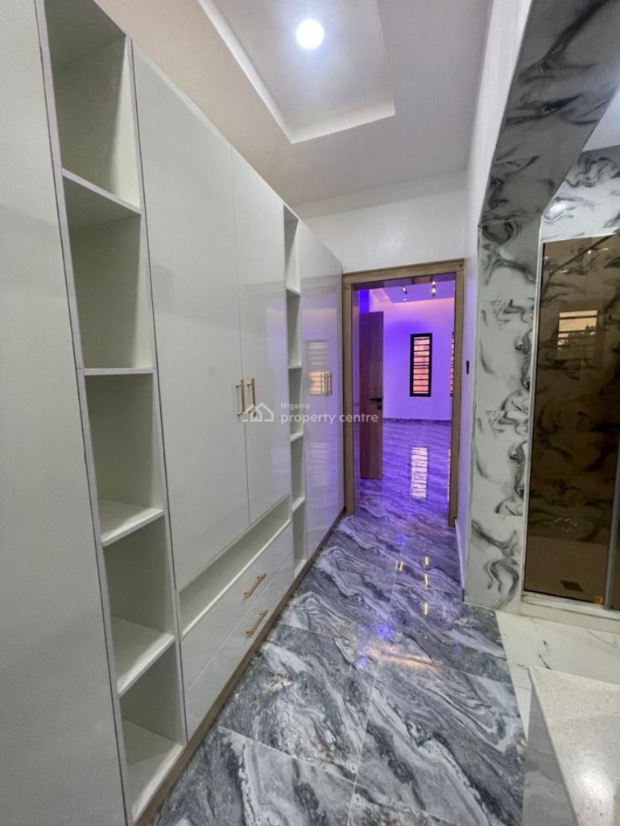 Nicely Located Luxury 5-bedroom Detached Duplex + Boys Quarter, Brown Gate Estate, Oluyole, Oyo, Detached Duplex for Sale