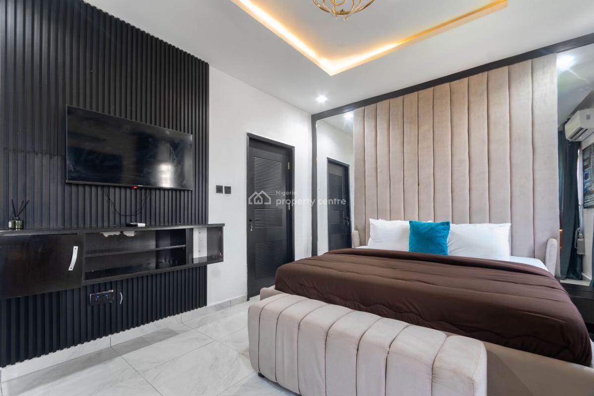 Newly Launched 2 Bedroom Apartment with Snooker Board and Treadmill, Amore Street, Off Freedom Way, Lekki Phase 1, Lekki, Lagos, Flat / Apartment Short Let