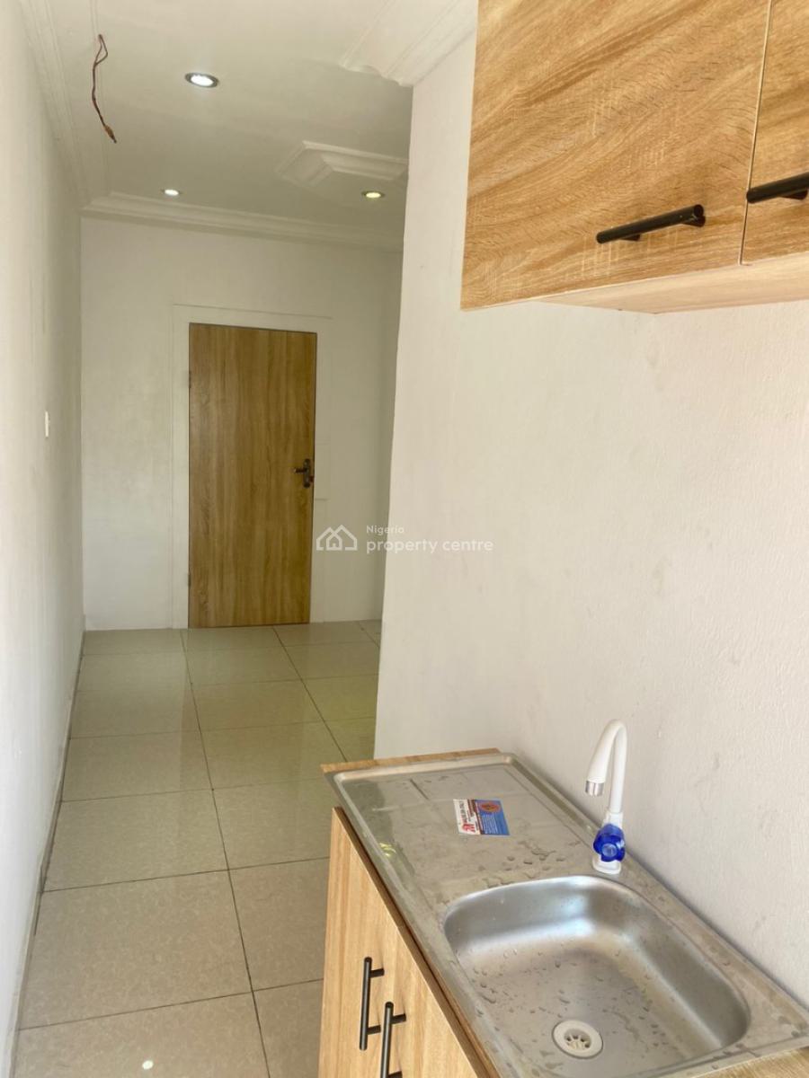 Luxurious Standard One Bedroom Mini Flat, Osapa London, Lekki, Lagos, Mini Flat (room and Parlour) for Rent
