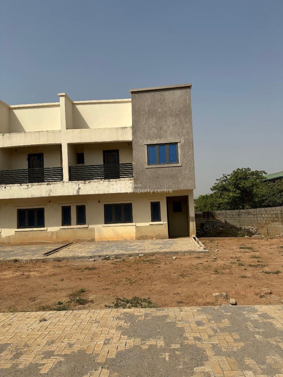 3 Bedroom Terrace with Bq, Kaura, Abuja, Terraced Duplex for Sale