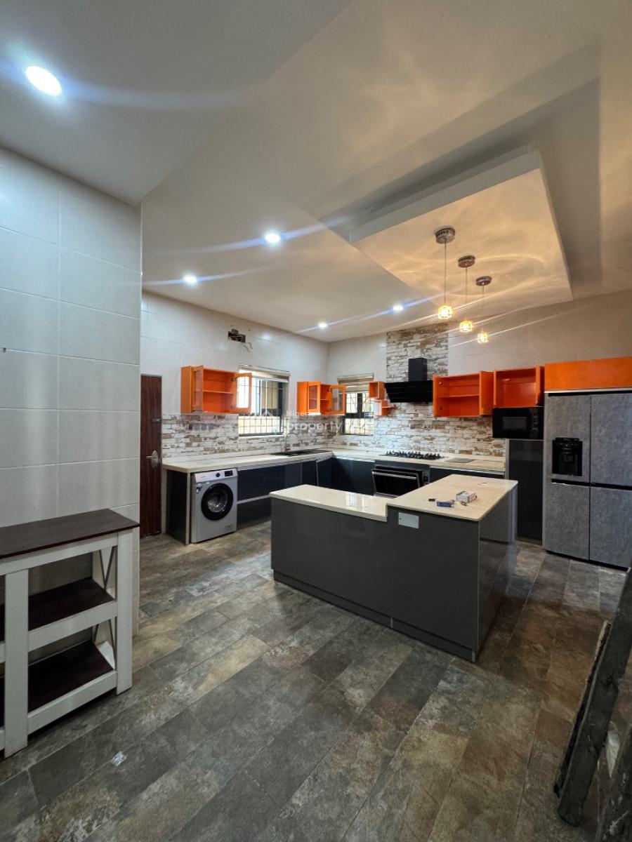 Massive Luxurious 5 Bedrom Duplex with Bq Can Park 10cars in Lake View, Orchid Road Lekki Good Environment, Lekki, Lagos, Detached Duplex for Rent