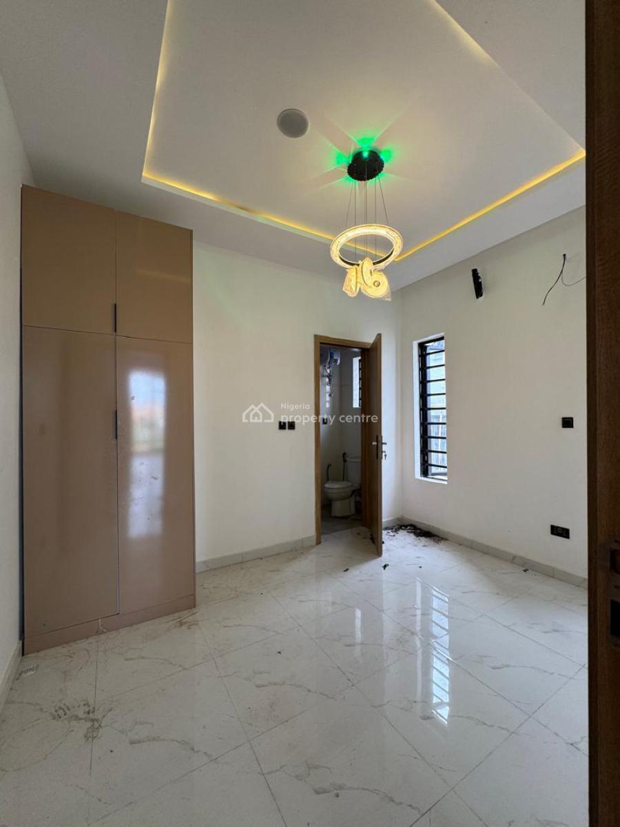 Self Compound 4bedroom Semi Detached Duplex with a Bq Partially Servic, Ikota, Lekki, Lagos, Semi-detached Duplex for Sale