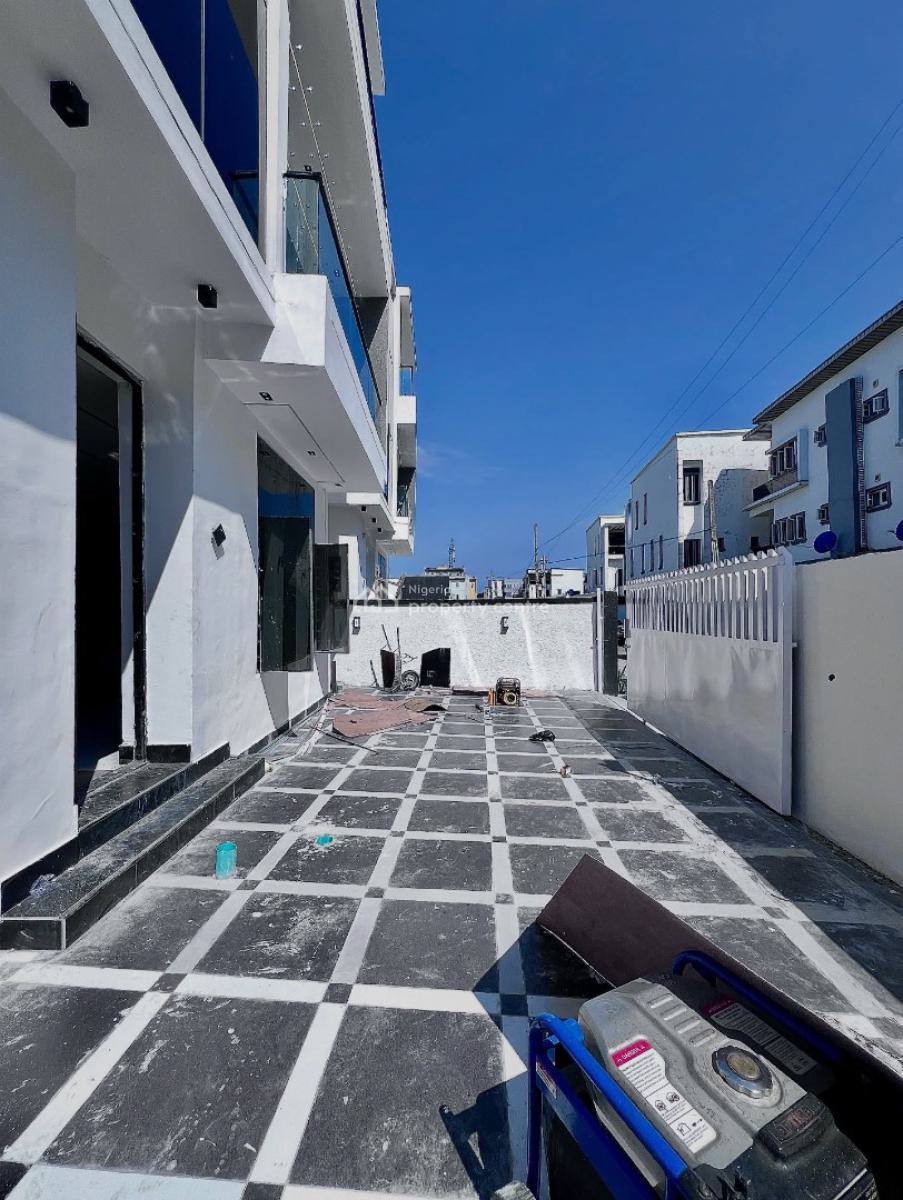 Contemporary 5 Bedroom Detached Duplex with Swimming Pool, Ologolo, Ologolo, Lekki, Lagos, Detached Duplex for Sale