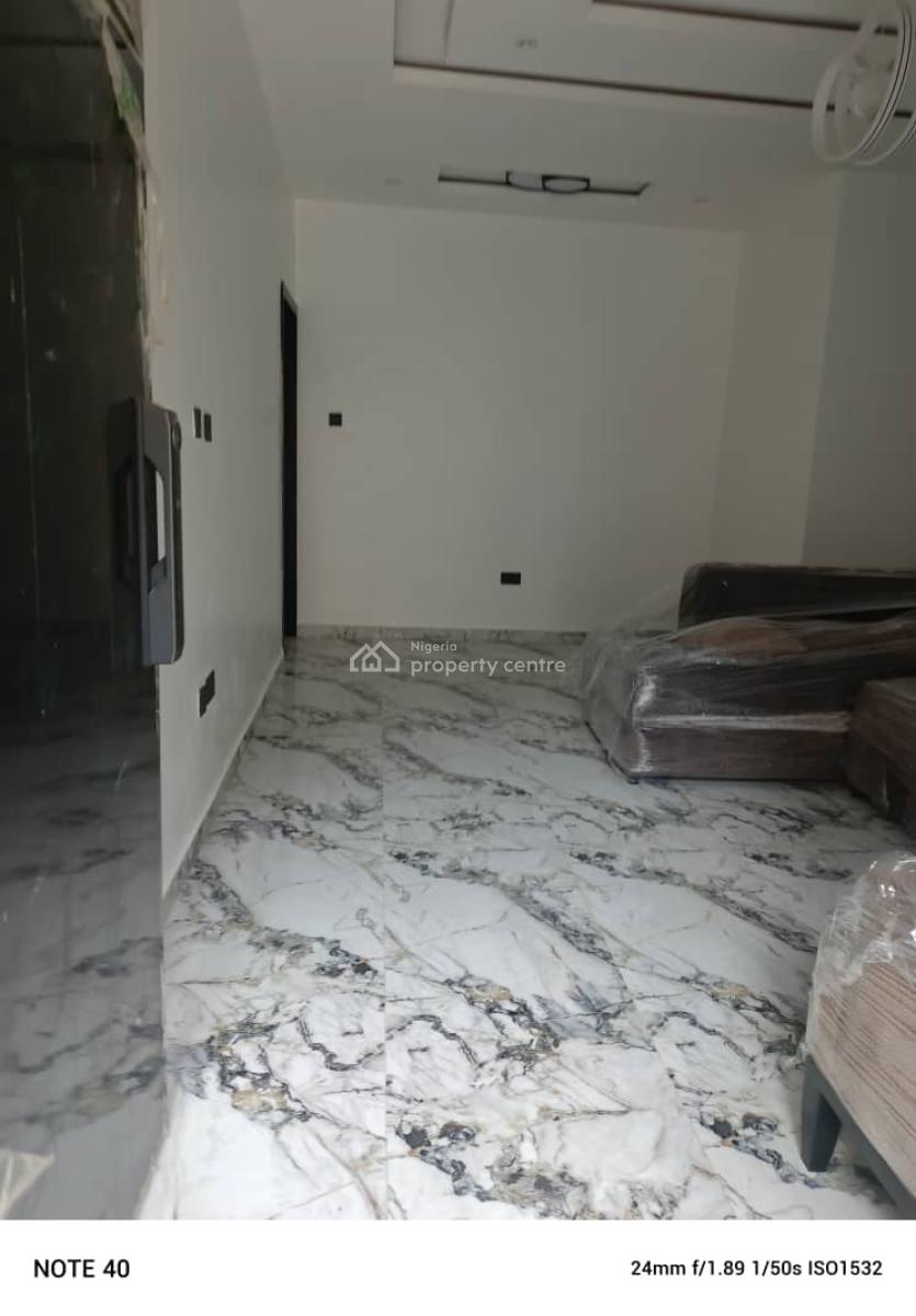 Newly Built  5nos 3bedrooms Luxury Apartment, Shonibare Estate, Maryland, Lagos, Flat / Apartment for Rent