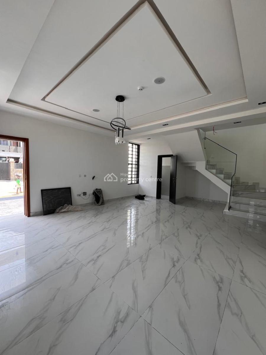 4bedroom Semi - Detached +bq, Spacious Semi- Detached in Ajah, Lekki, Lagos, Semi-detached Duplex for Sale