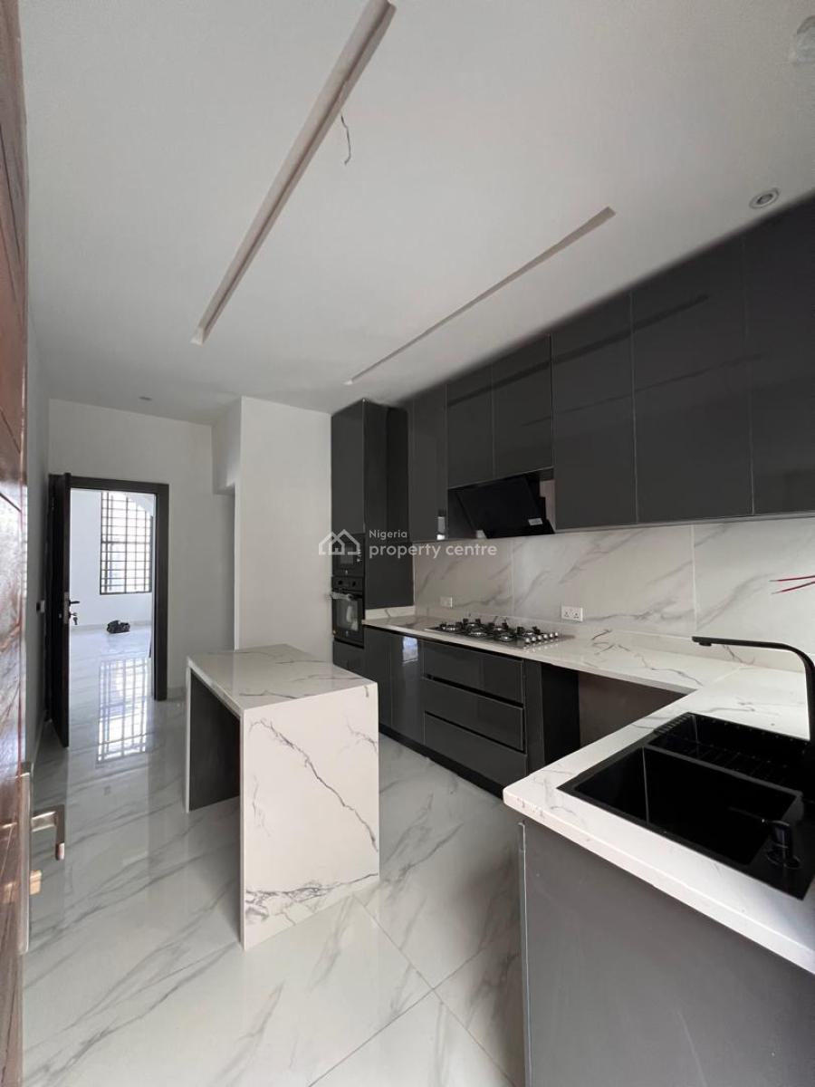 4bedroom Semi - Detached +bq, Spacious Semi- Detached in Ajah, Lekki, Lagos, Semi-detached Duplex for Sale