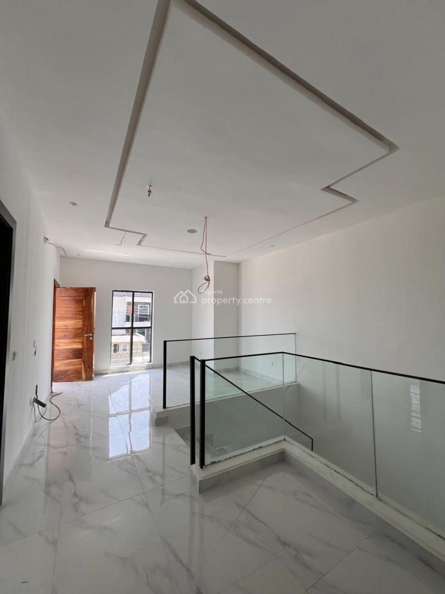 4bedroom Semi - Detached +bq, Spacious Semi- Detached in Ajah, Lekki, Lagos, Semi-detached Duplex for Sale