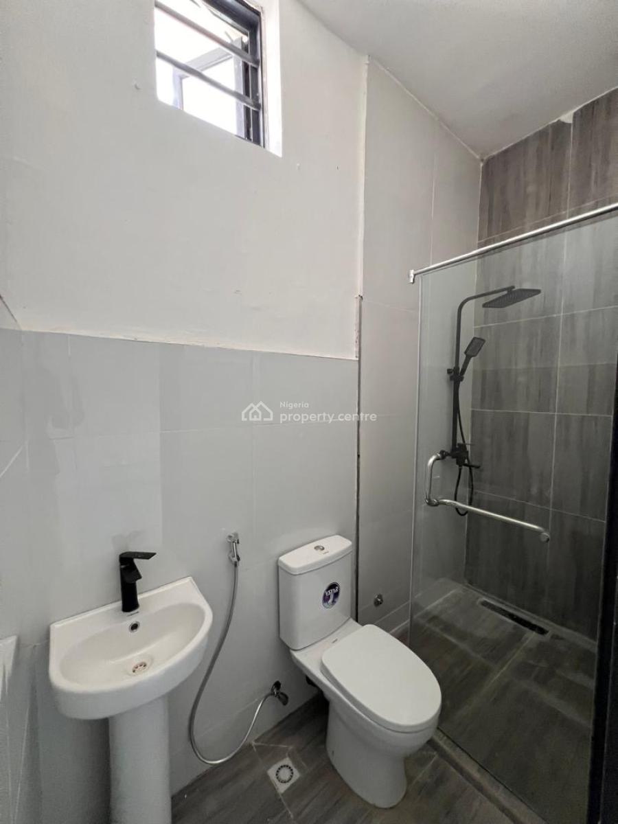 4bedroom Semi - Detached +bq, Spacious Semi- Detached in Ajah, Lekki, Lagos, Semi-detached Duplex for Sale
