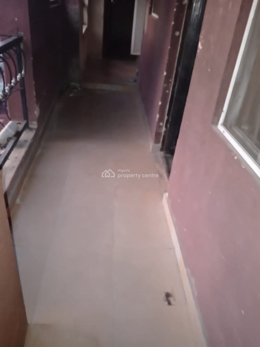 Executive Standard Two Bedroom Flat, Ebute Metta East, Yaba, Lagos, Flat / Apartment for Rent