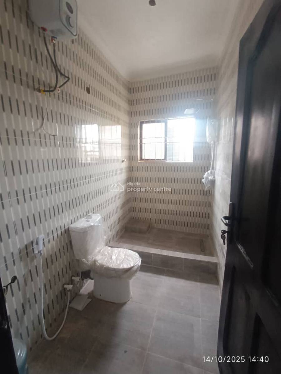 a Newly Renovated  3 Bedrooms Flat. First Floor, Onike, Yaba, Lagos, Flat / Apartment for Rent
