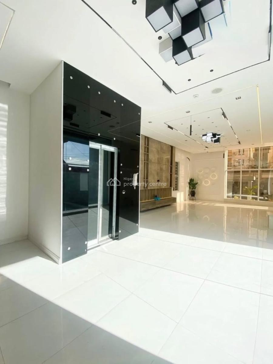 5 Bedroom Home + Gym + Cinema + Swimming Pool, Lekki Phase 1, Lekki, Lagos, Detached Duplex for Sale