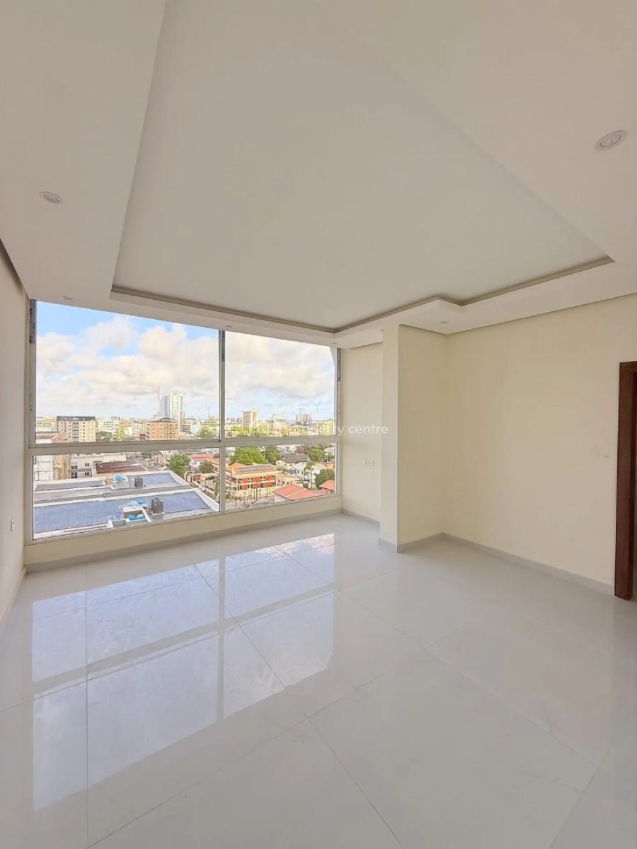 4 Bedroom Penthouse with Swimming Pool, Gym /elevator, Victoria Island (vi), Lagos, Flat / Apartment for Sale