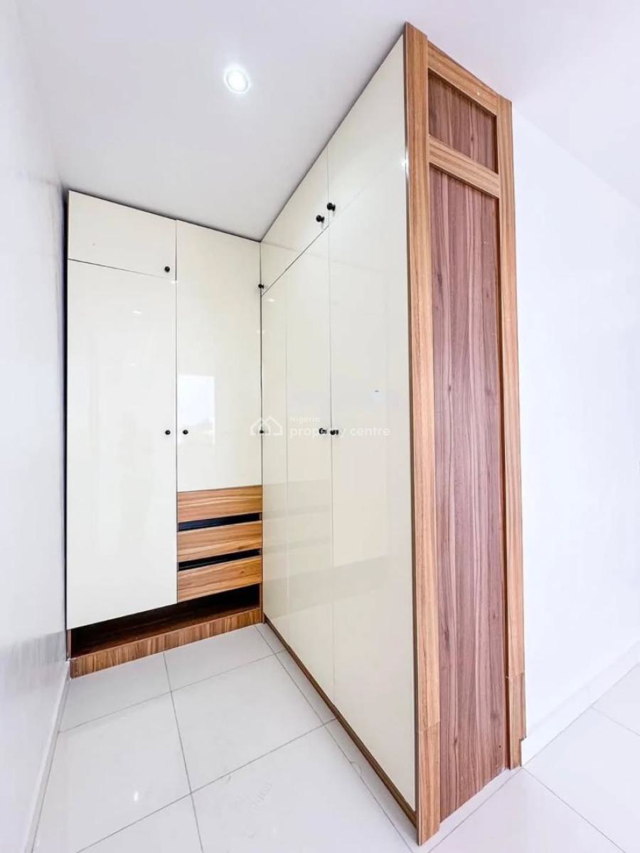 Luxury 2 Bedroom Apartment with Elevator, Lekki Phase 1, Lekki, Lagos, Flat / Apartment for Sale