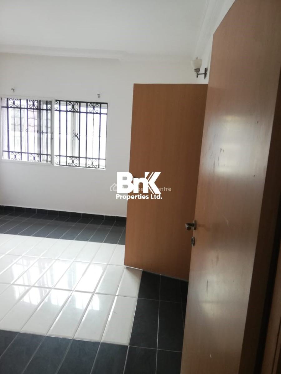 Spacious Neat and Well Maintained 4 Bedroom Terraced, Ikota, Lekki, Lagos, Terraced Duplex for Rent