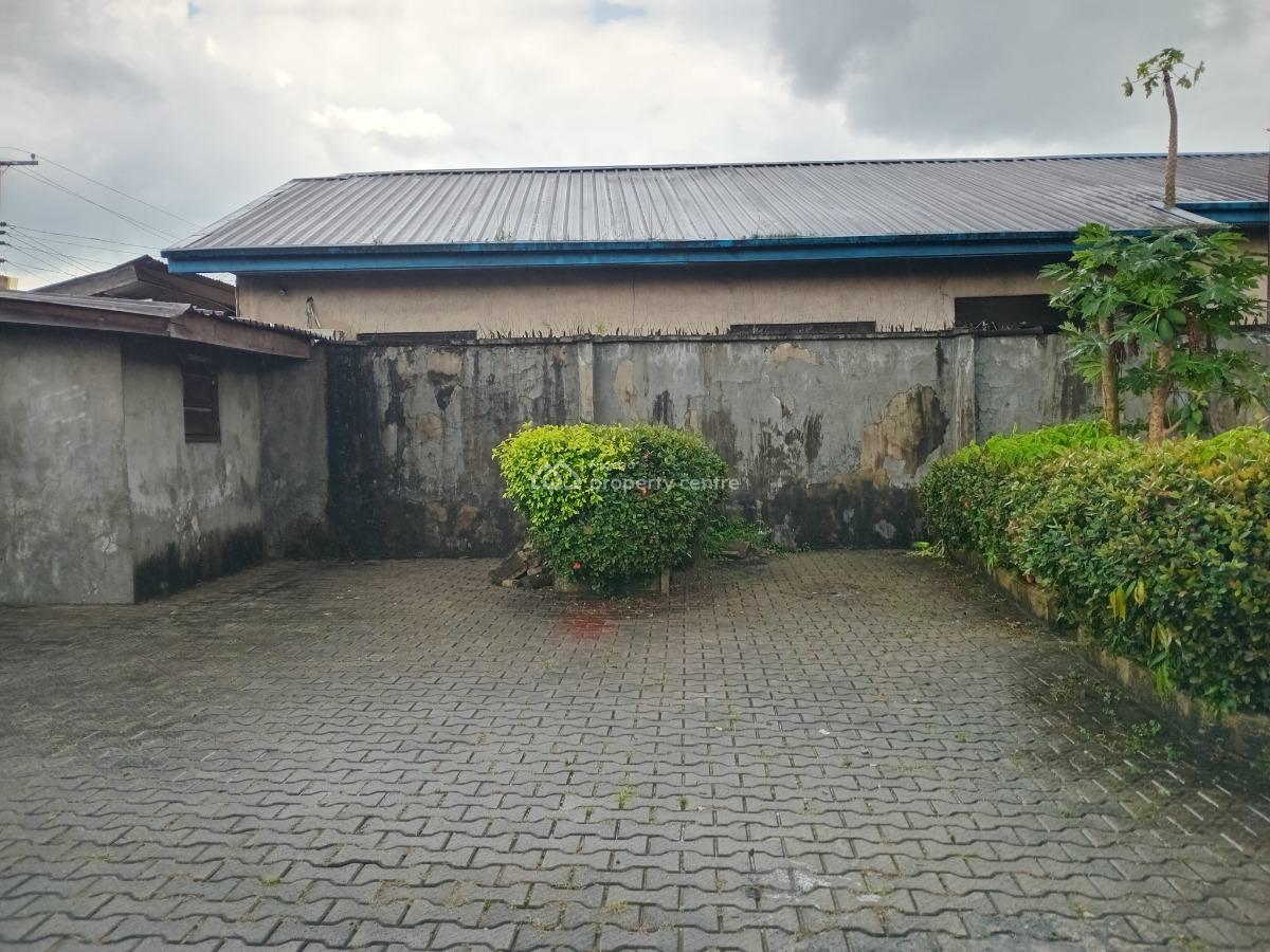 Standard Five Bedroom Bungalow on 2 Plots of Land with C of O, Woji, Port Harcourt, Rivers, Detached Bungalow for Sale
