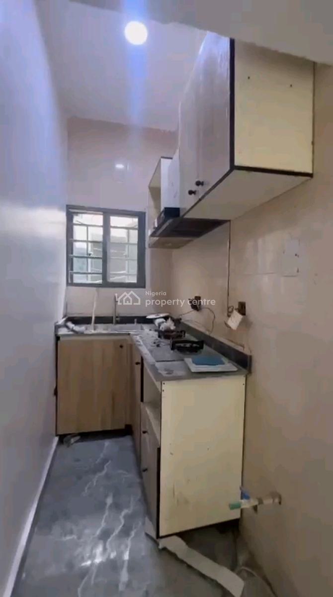 Standard and Spacious Mini Flat, Abule Oja, Abule Oja, Yaba, Lagos, Mini Flat (room and Parlour) for Rent