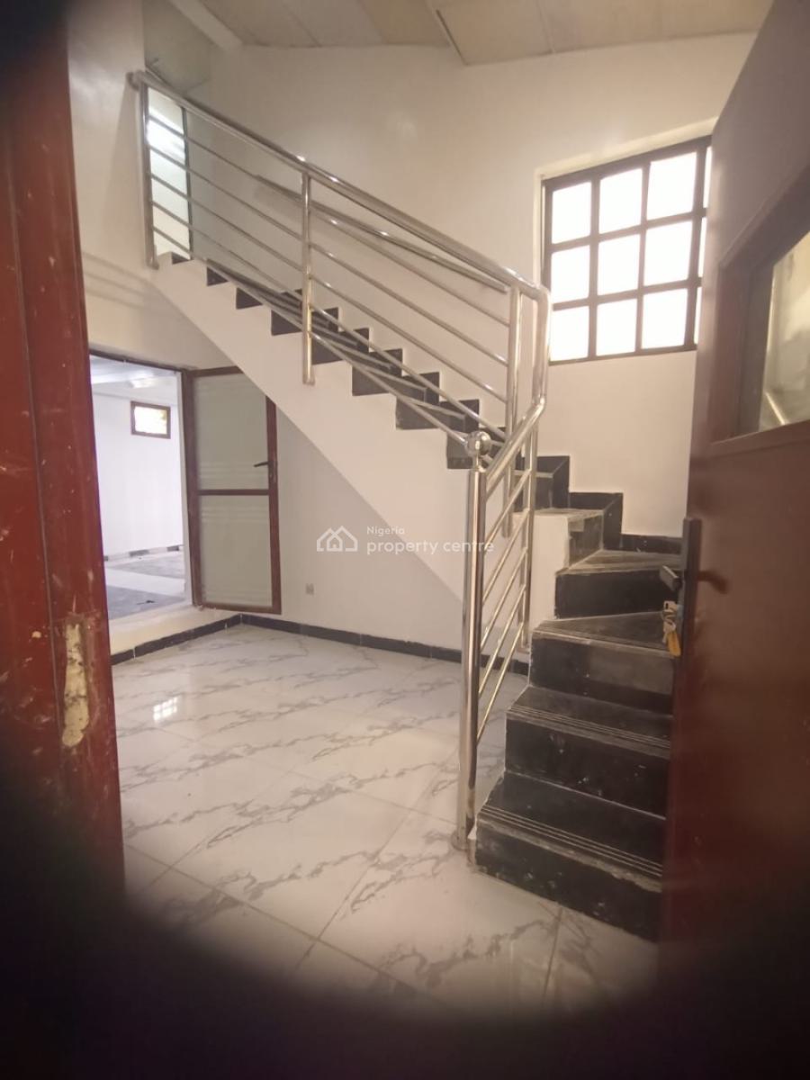 3room Duplex Office Space with 3 Toilets, Lekki Phase 1, Lekki, Lagos, House for Rent
