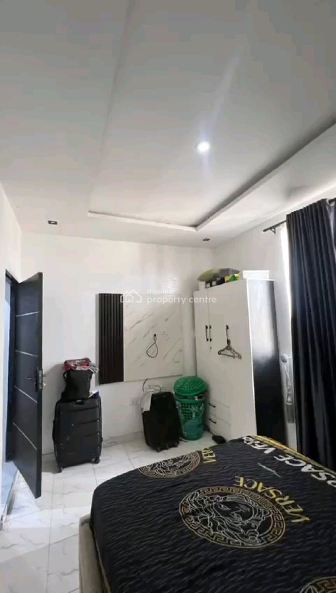 a Fully Furnished and Standard 2 Bedroom Flat, Ojuelegba, Ojuelegba, Surulere, Lagos, Flat / Apartment for Rent