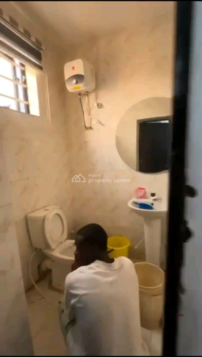 a Fully Furnished and Standard 2 Bedroom Flat, Ojuelegba, Ojuelegba, Surulere, Lagos, Flat / Apartment for Rent