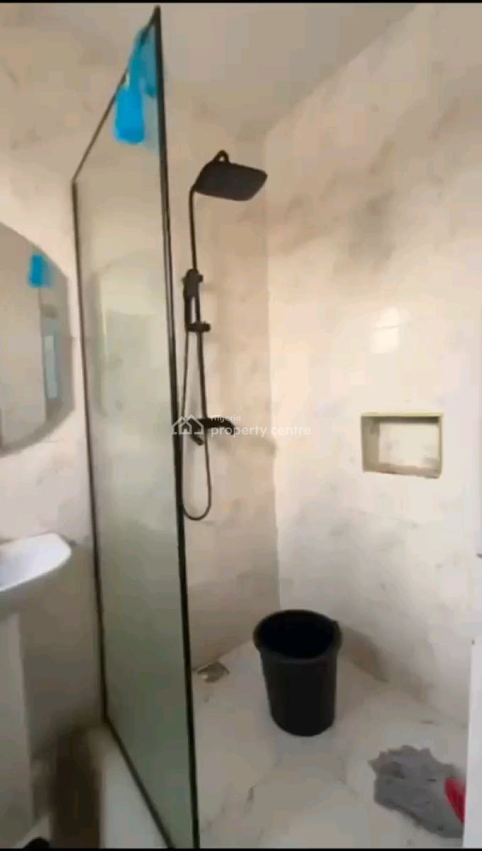 a Fully Furnished and Standard 2 Bedroom Flat, Ojuelegba, Ojuelegba, Surulere, Lagos, Flat / Apartment for Rent