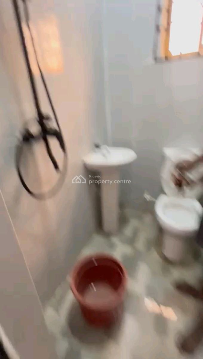 Standard and Spacious Mini Flat, Ilaje Road, Akoka, Yaba, Lagos, Mini Flat (room and Parlour) for Rent
