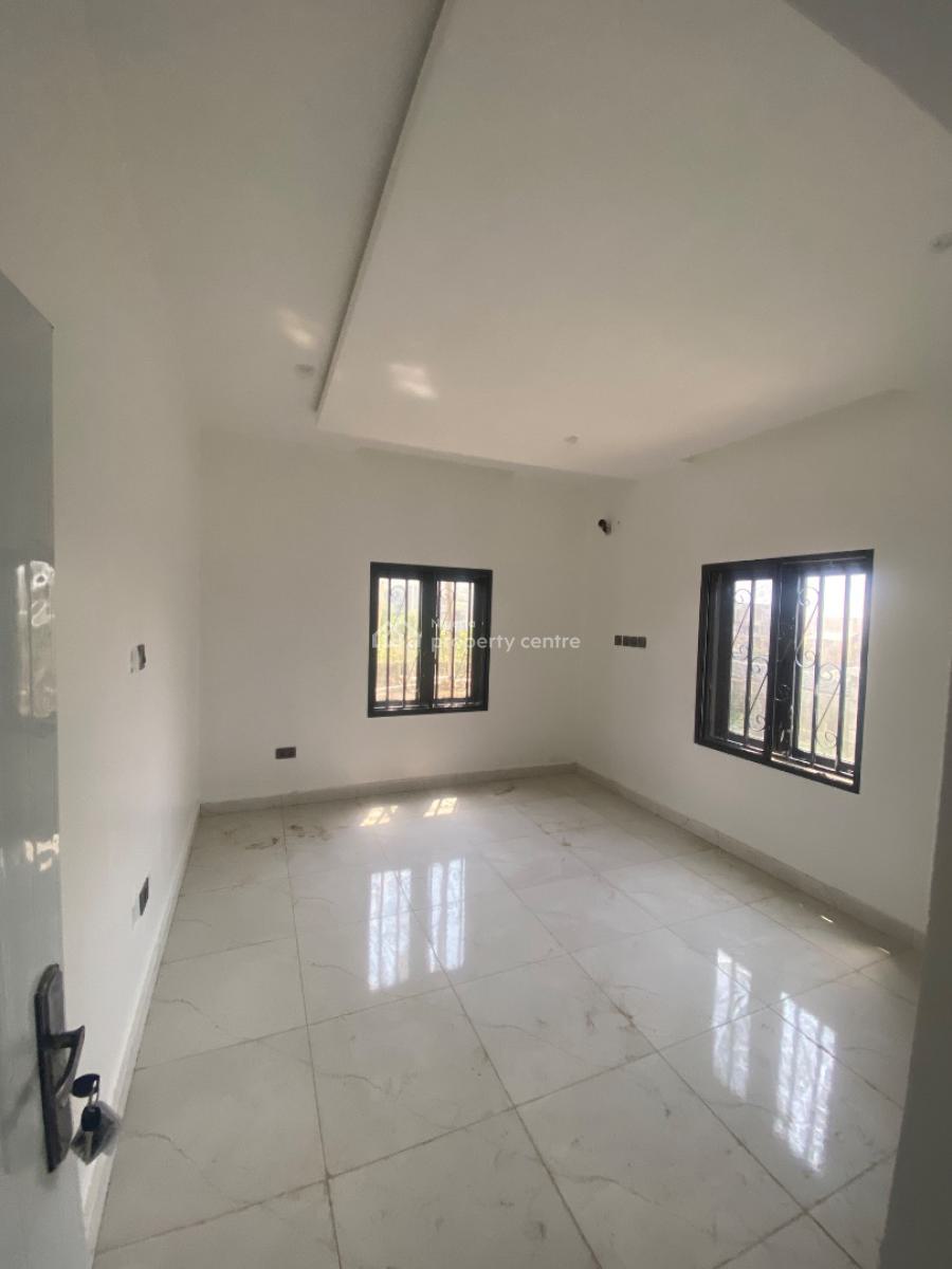 Beautiful 3 Bedroom Apartment - Perfect for Investment, Lugbe District, Abuja, Block of Flats for Sale