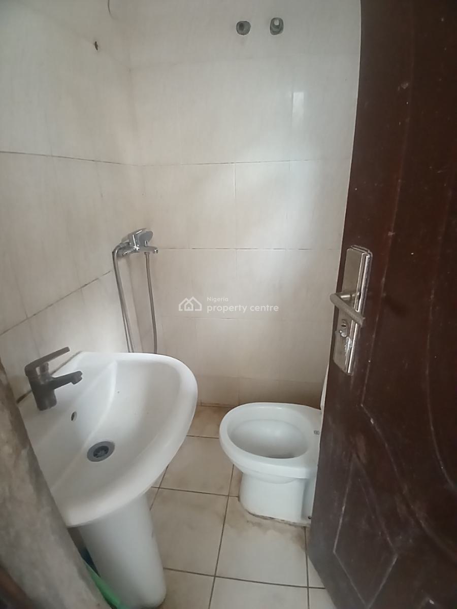Clean 5 Bedroom Detached Duplex with Bq, After Cedacrest Hospital Apo Duste, Apo, Abuja, Detached Duplex for Rent