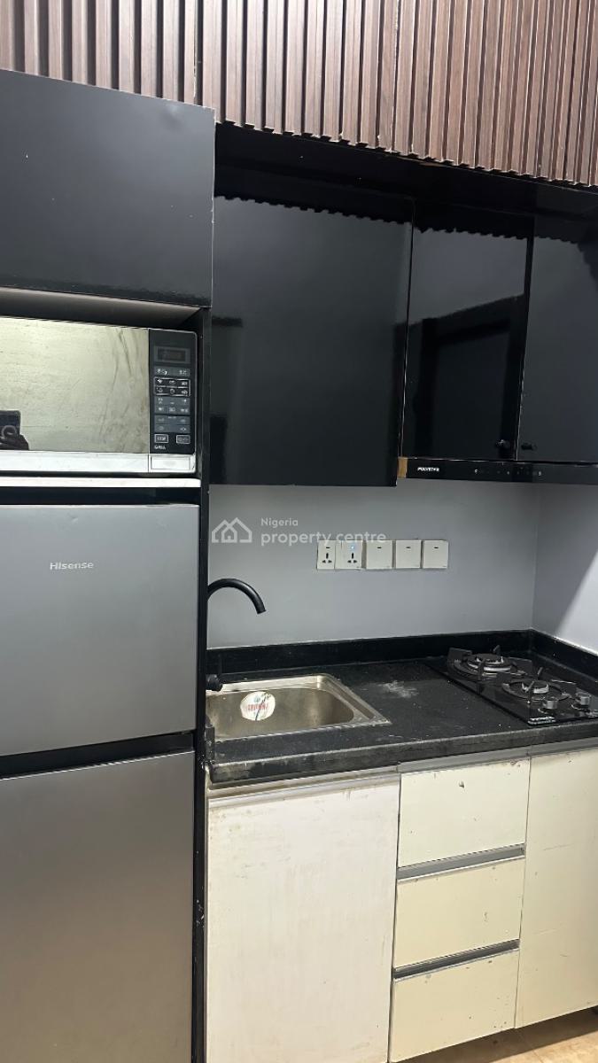 One Bed, Lekki Phase 1, Lekki, Lagos, Mini Flat (room and Parlour) for Rent