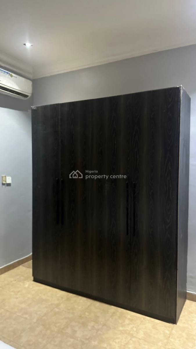 One Bed, Lekki Phase 1, Lekki, Lagos, Mini Flat (room and Parlour) for Rent