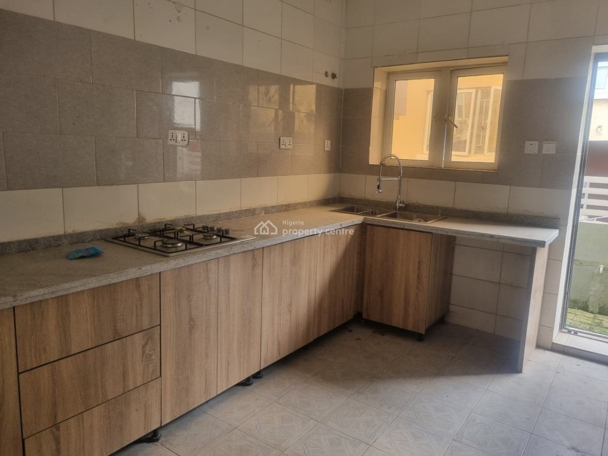 Luxurious Massive 3bedroom Terrace Duplex with Bq, Near Stella Maris School, Life Camp, Abuja, Terraced Duplex for Rent