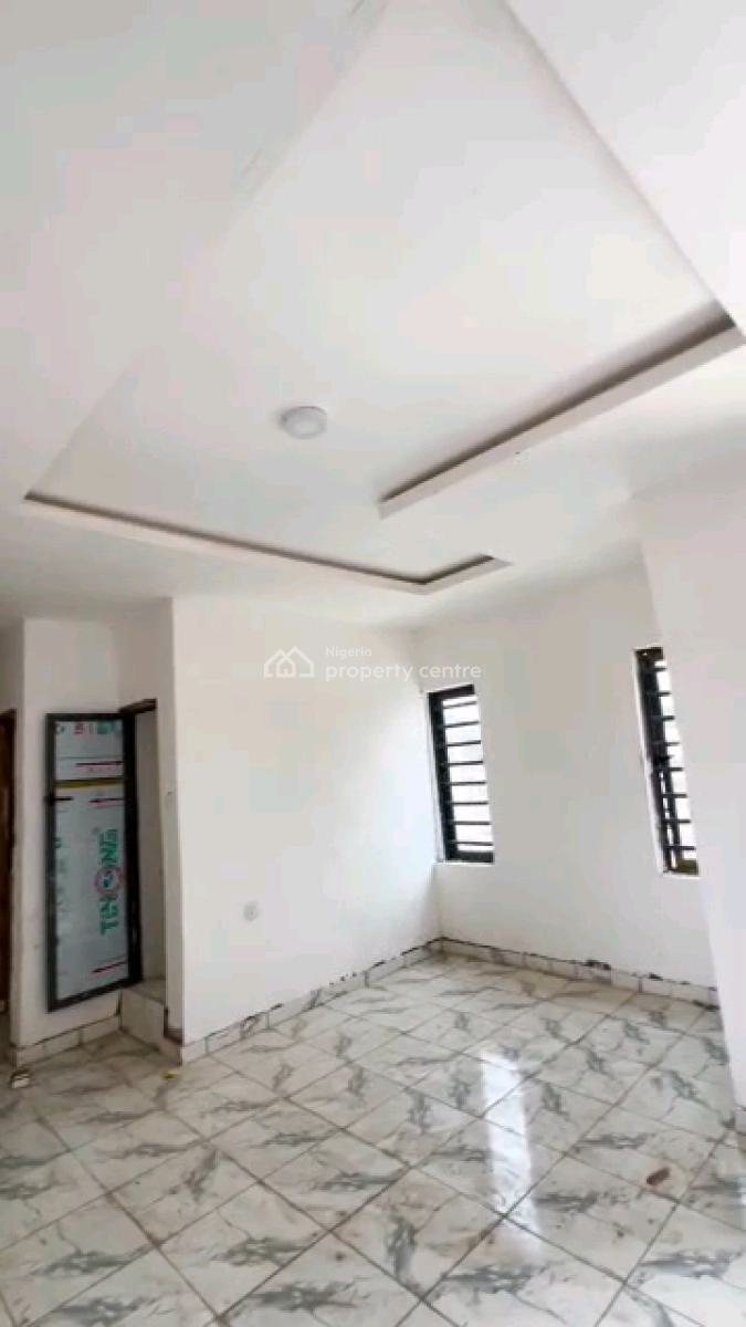 Newly Built and Standard 2 Bedroom Flat, Palmgrove, Palmgrove, Shomolu, Lagos, Flat / Apartment for Rent
